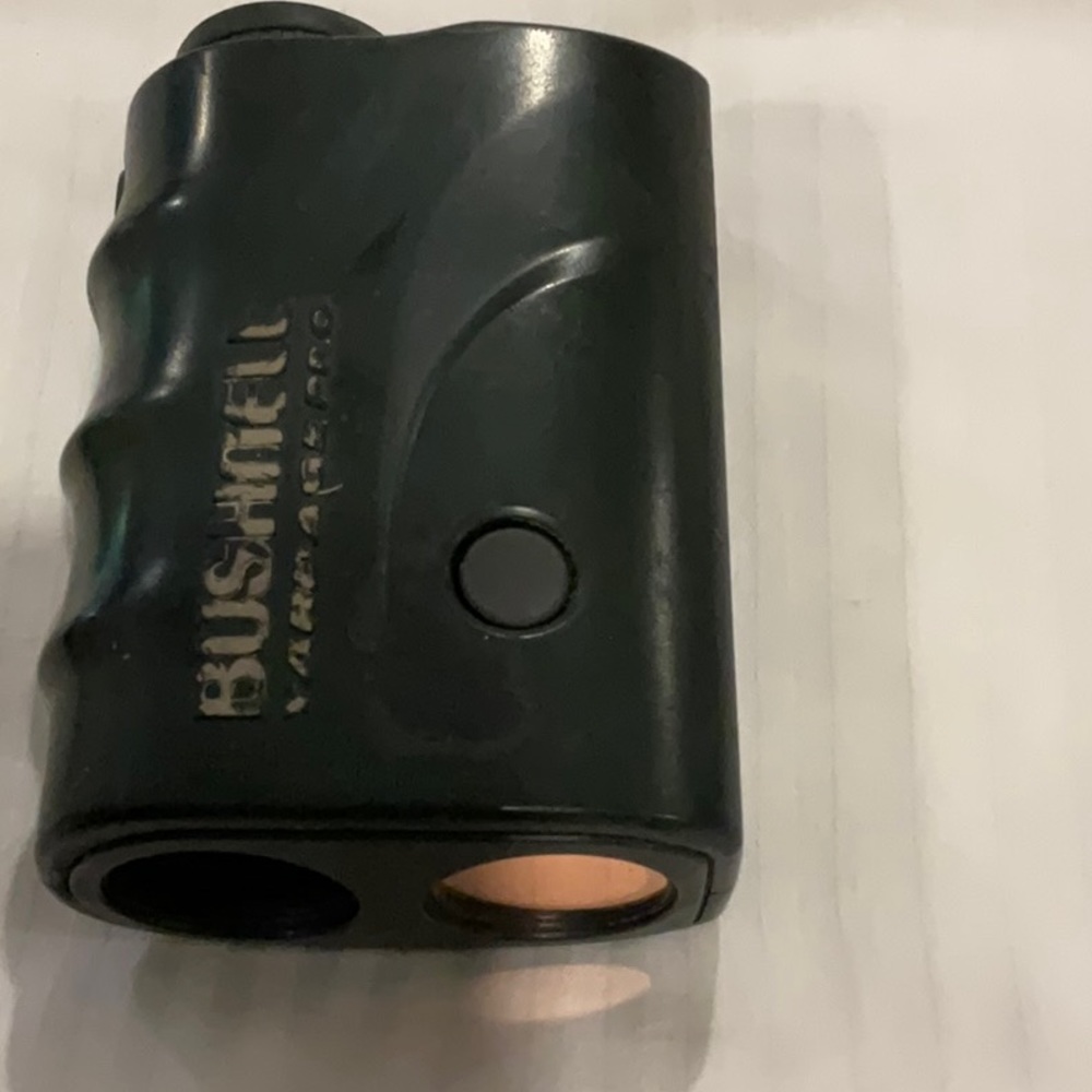 BUSHNELL LASER FAIRWAY FINDER TO DETECT HOW FAR THE FAIRWAY IS OR ANYTHI… - Picture 9 of 16